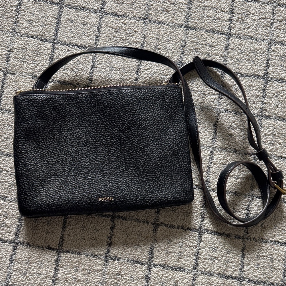 Fossil Pebbled Black Crossbody Bag